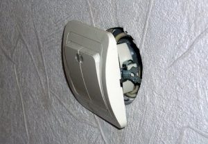Замена выключателя света в квартире в Йошкар-Оле